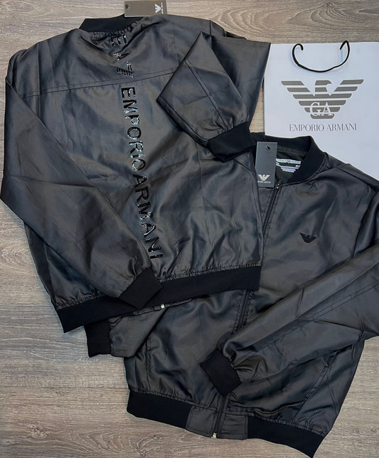 Jaqueta Armani Exchange - Preta com logo frontal/costas